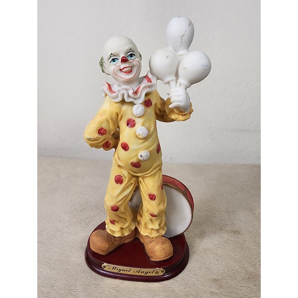 Resin Clown Miguel Angel Figurine on Wood Stand 8 1/2" Home Decor Yellow 90s Vtg